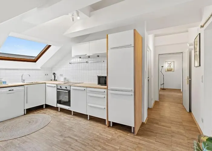 Spacious Next To Shopping Mall